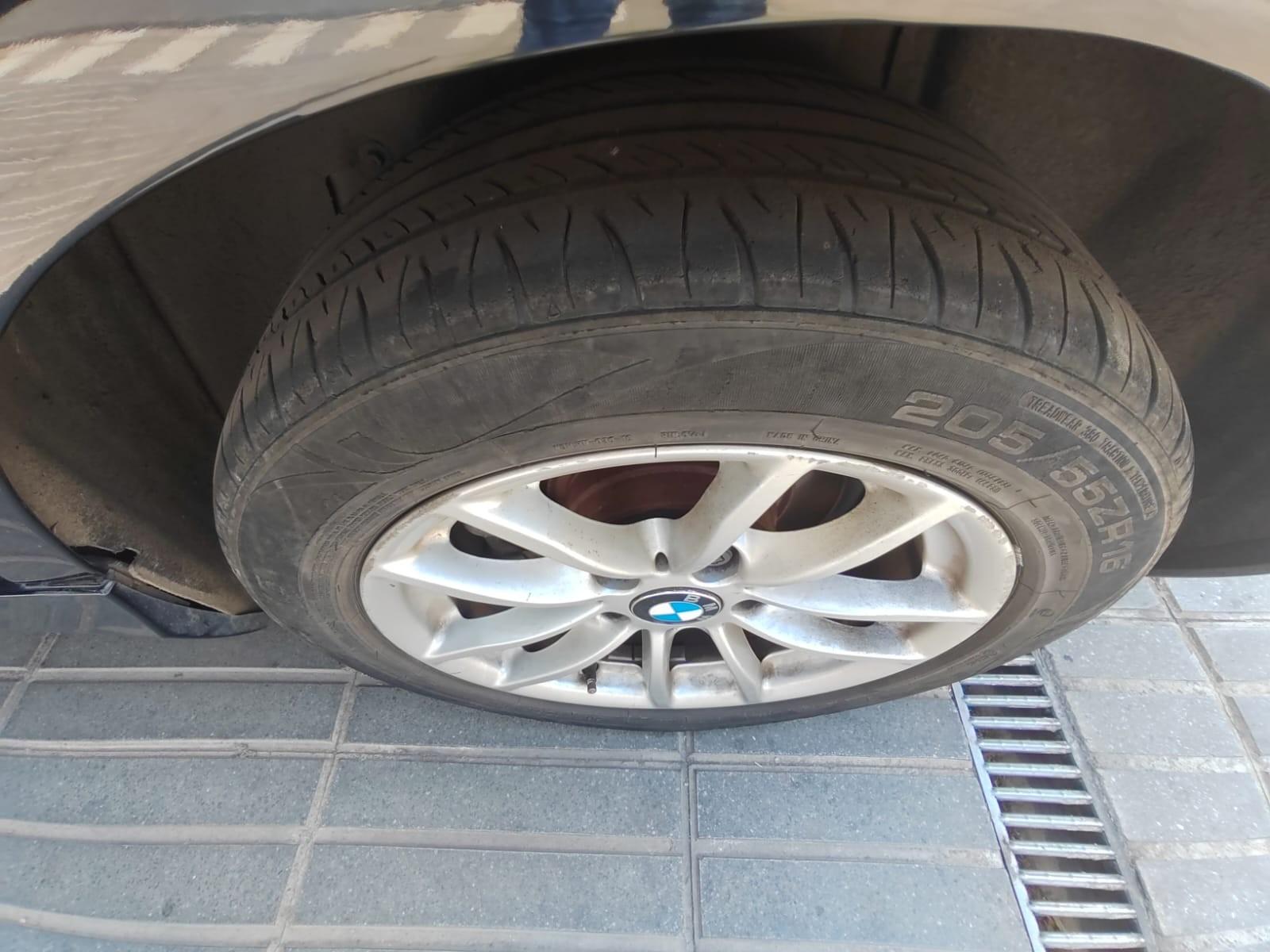 BMW 114I 1.6 2013 - Imagen 9 de 10