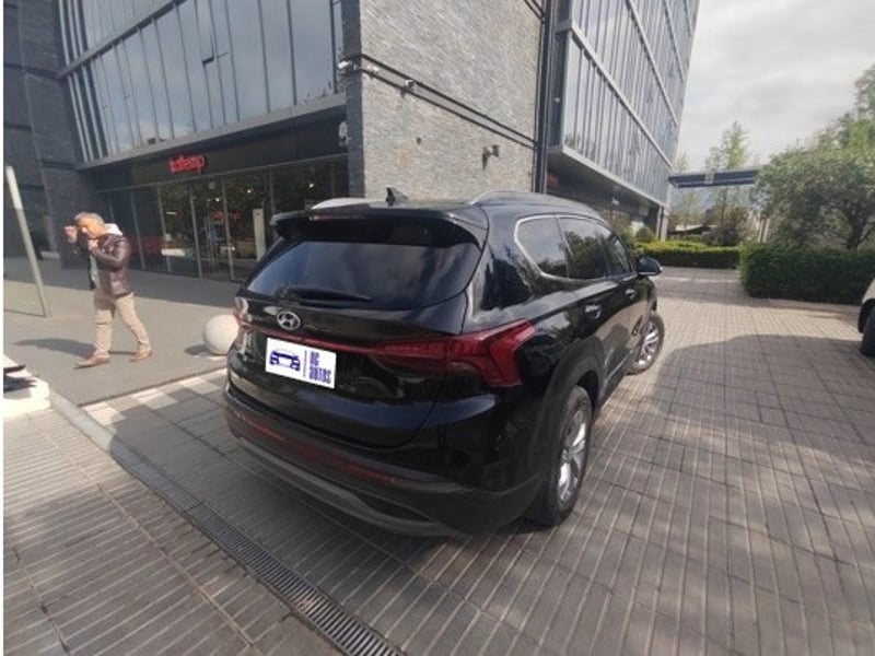 Hyundai SANTA FE 2.5 VALUE FL 4X2 AT 5P 2022 - Imagen 3 de 9