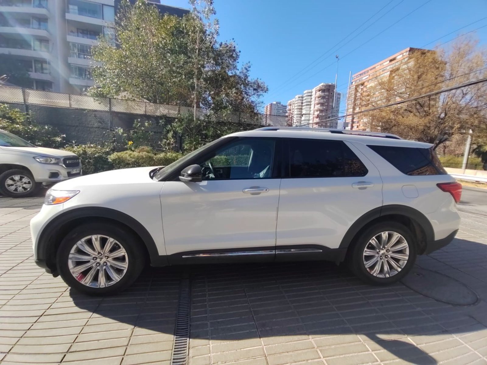 Ford EXPLORER 2.3 LIMITED ECOBOOST 4X2 AT 5P 2021 - Imagen 6 de 10