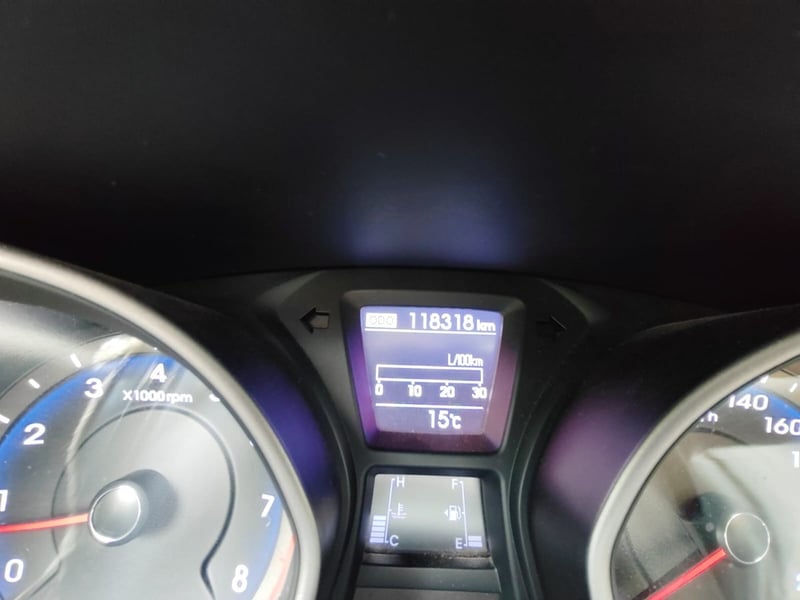 Hyundai I30 1.6 GLS 4X2 GD SUNROOF 6MT 5P 2015 - Imagen 10 de 10