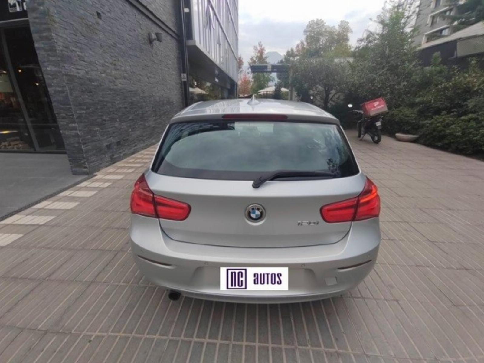 BMW 120I 1.6 120iA 2016 - Foto 2 de 10