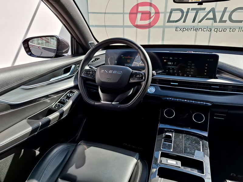 Exeed LX 1.5T CVT ADVANCED 2023 - Imagen 8 de 20