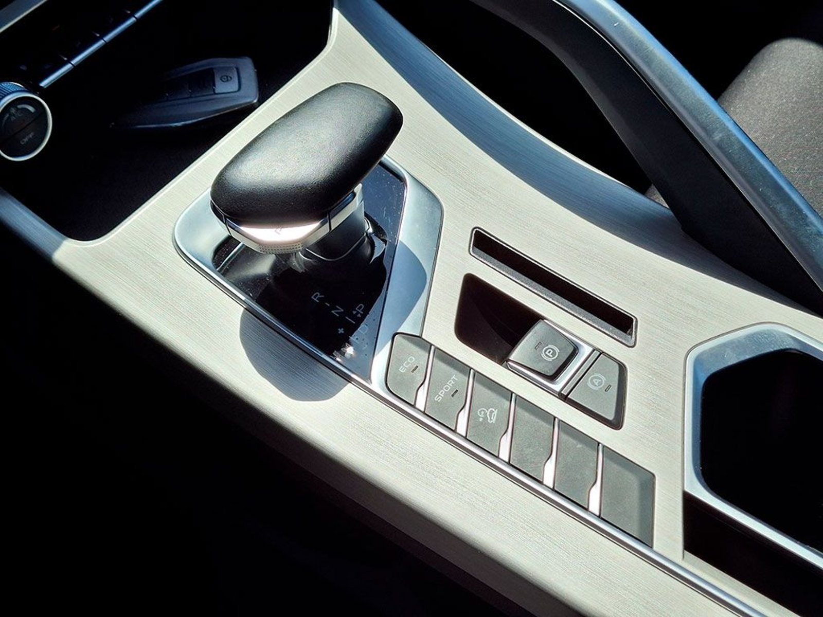 Geely COOLRAY 1.5TD AT GS COMFORT 2023 - Imagen 17 de 20