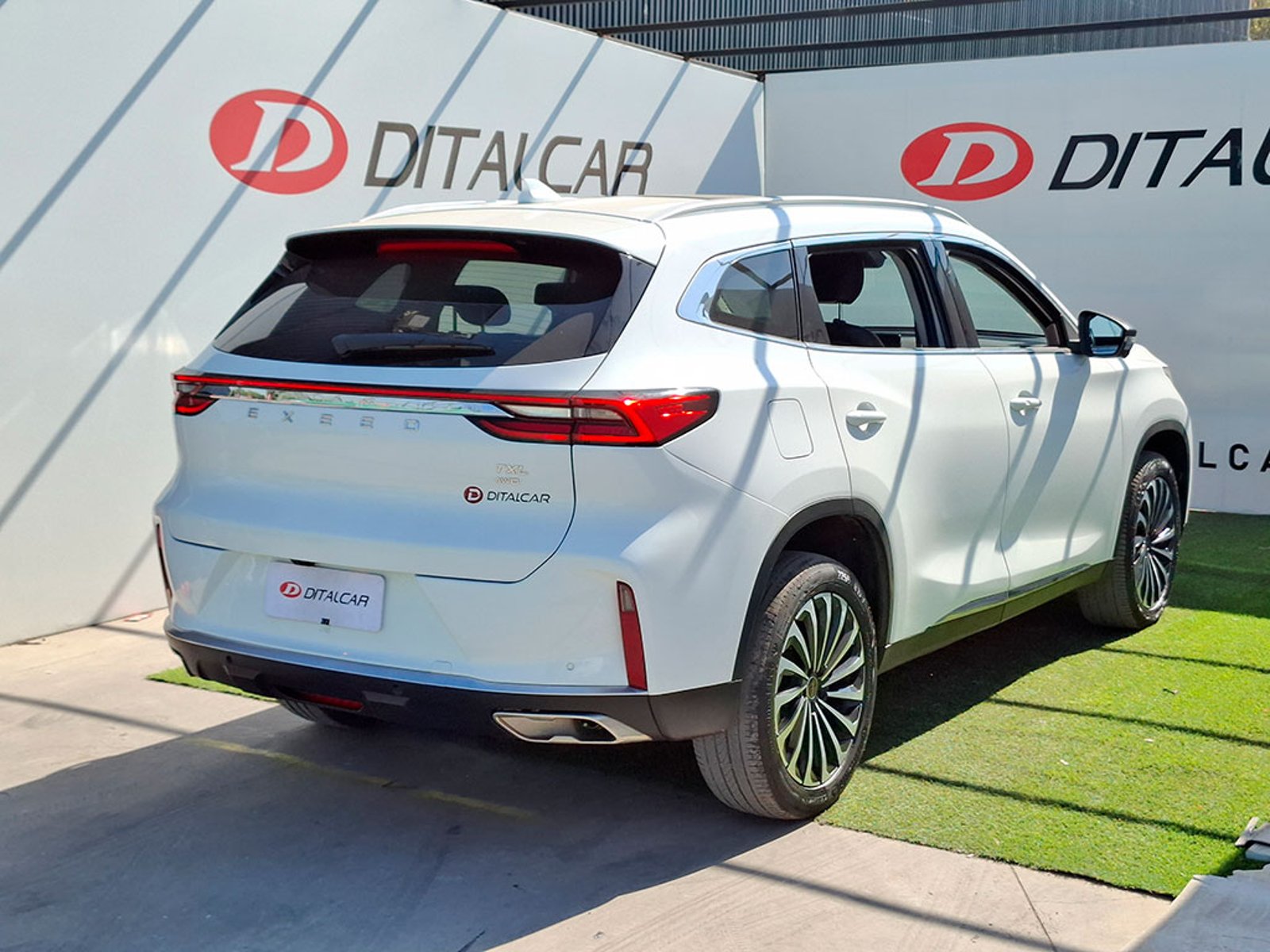 Exeed TXL 2.0T DCT UNLIMITED AWD 2023 - Imagen 6 de 20