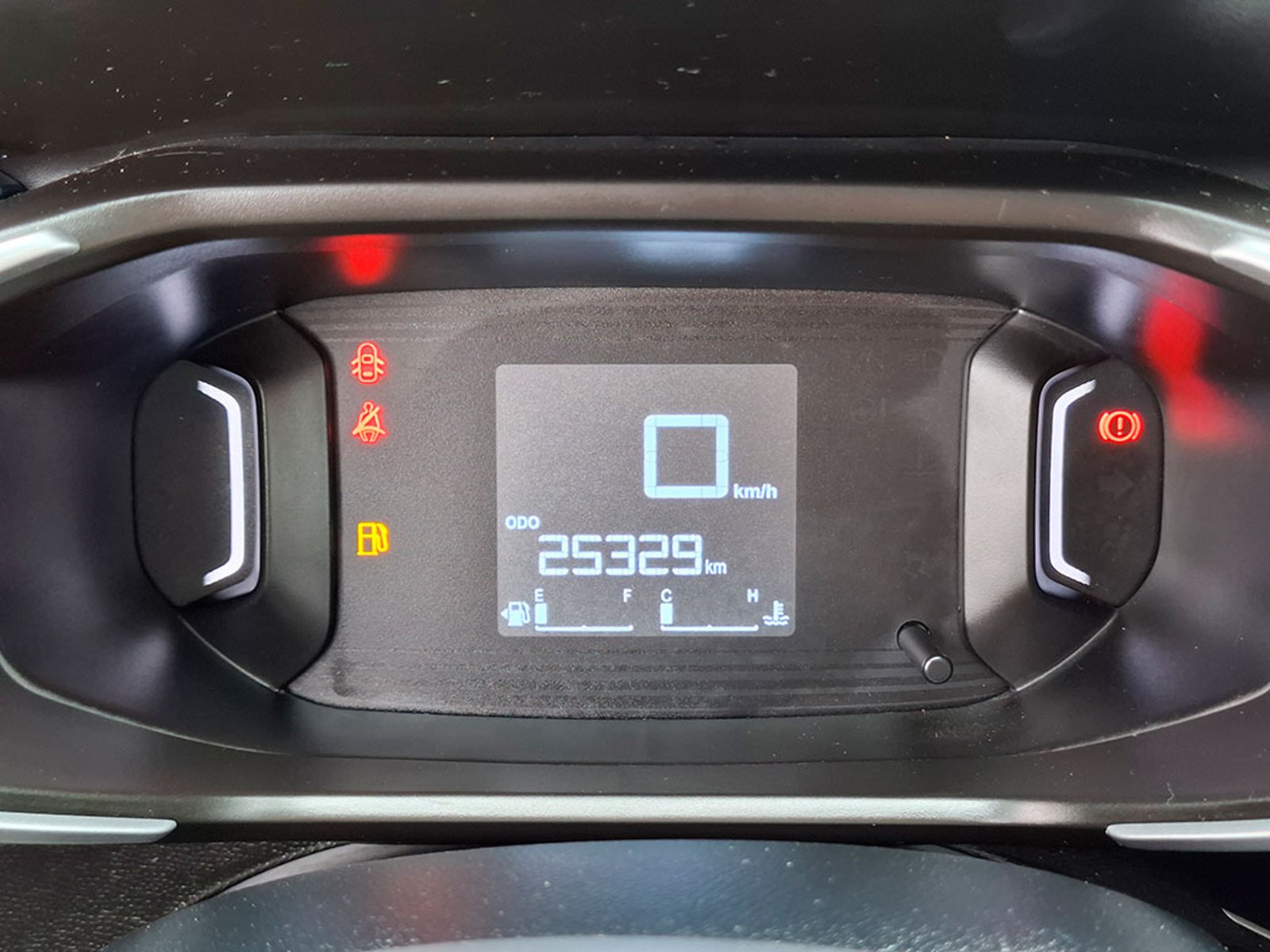 Citroën C3 PURETECH 4X2 1.2 2024 - Imagen 12 de 20