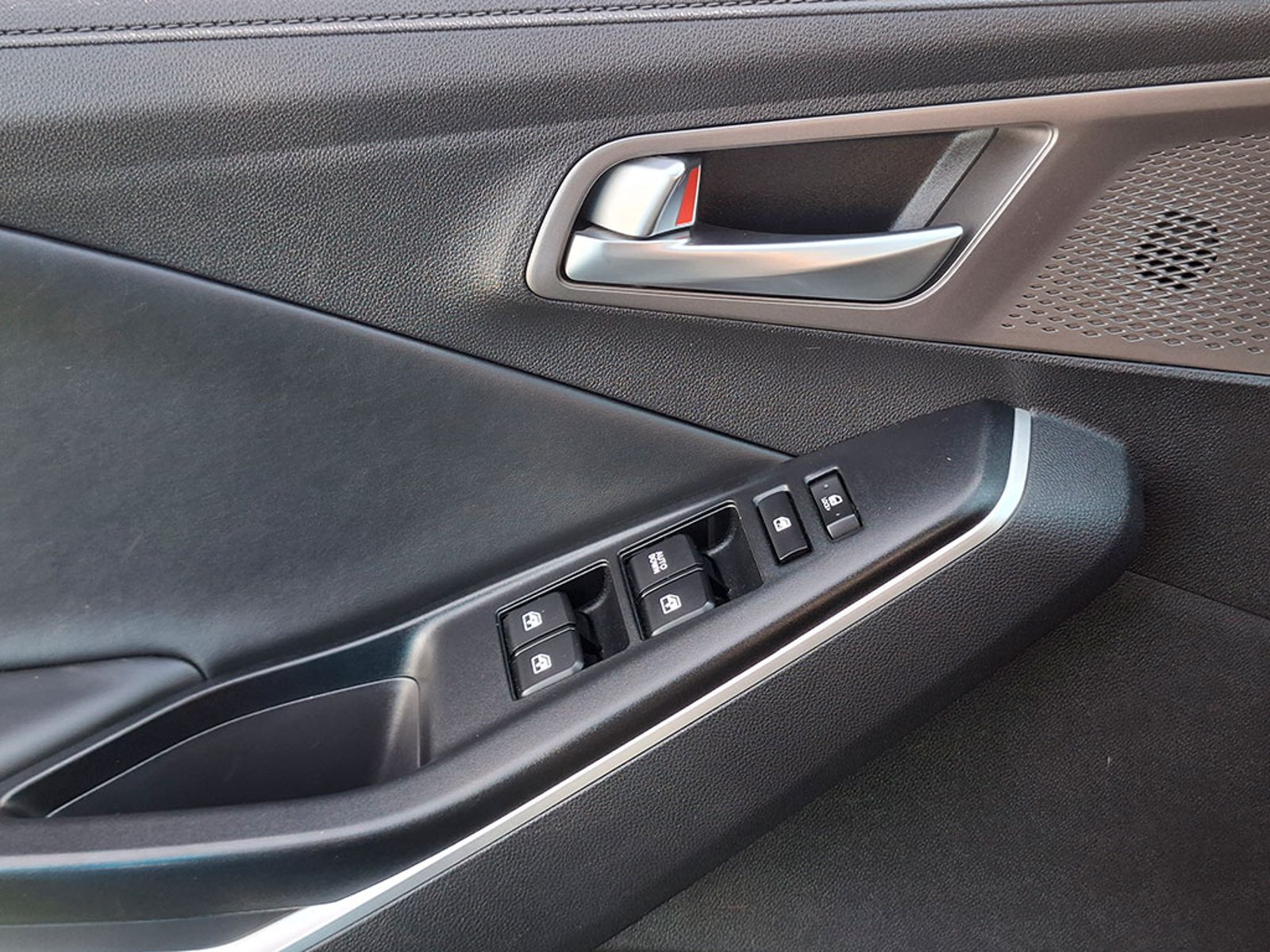 Changan NEW CS15 LUXURY1.5 2022 - Imagen 15 de 20