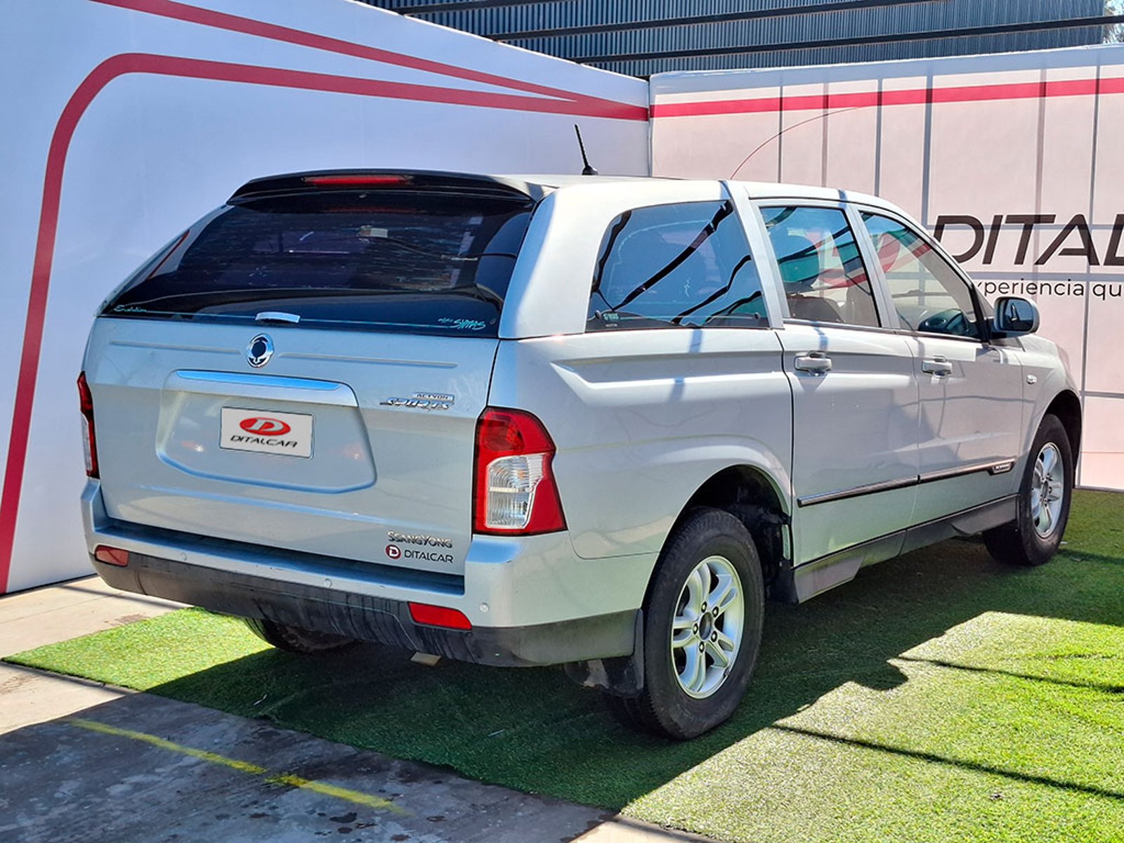 SsangYong ACTYON SPORT 4X2 AT 2019 - Imagen 3 de 6