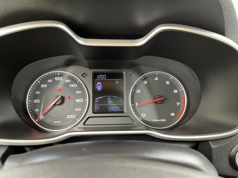 MG MG ZS 1.5 AT COM 2024 - Imagen 17 de 20