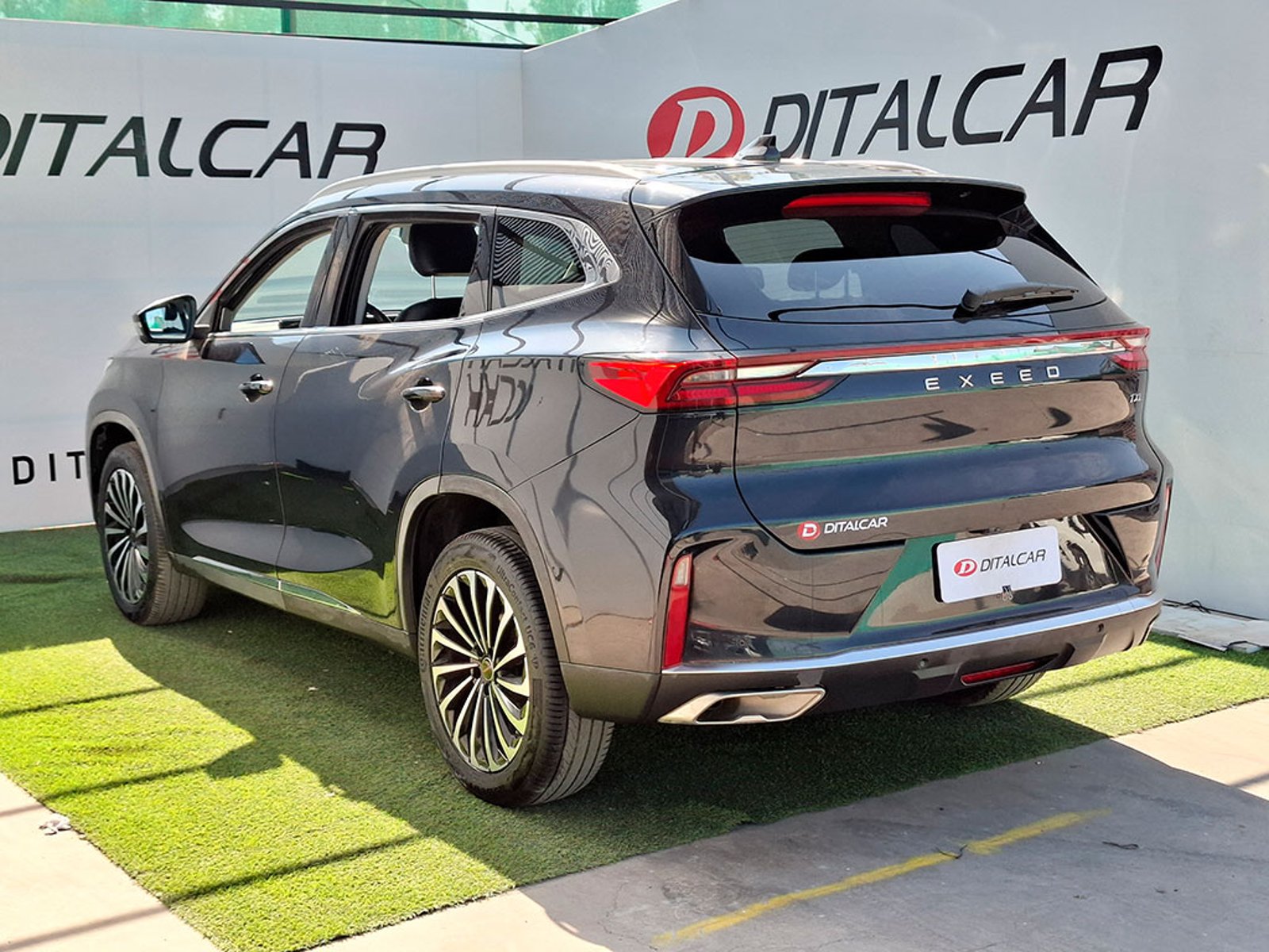 Exeed TXL 2.0T DCT UNLIMITED AWD 2023 - Imagen 4 de 20