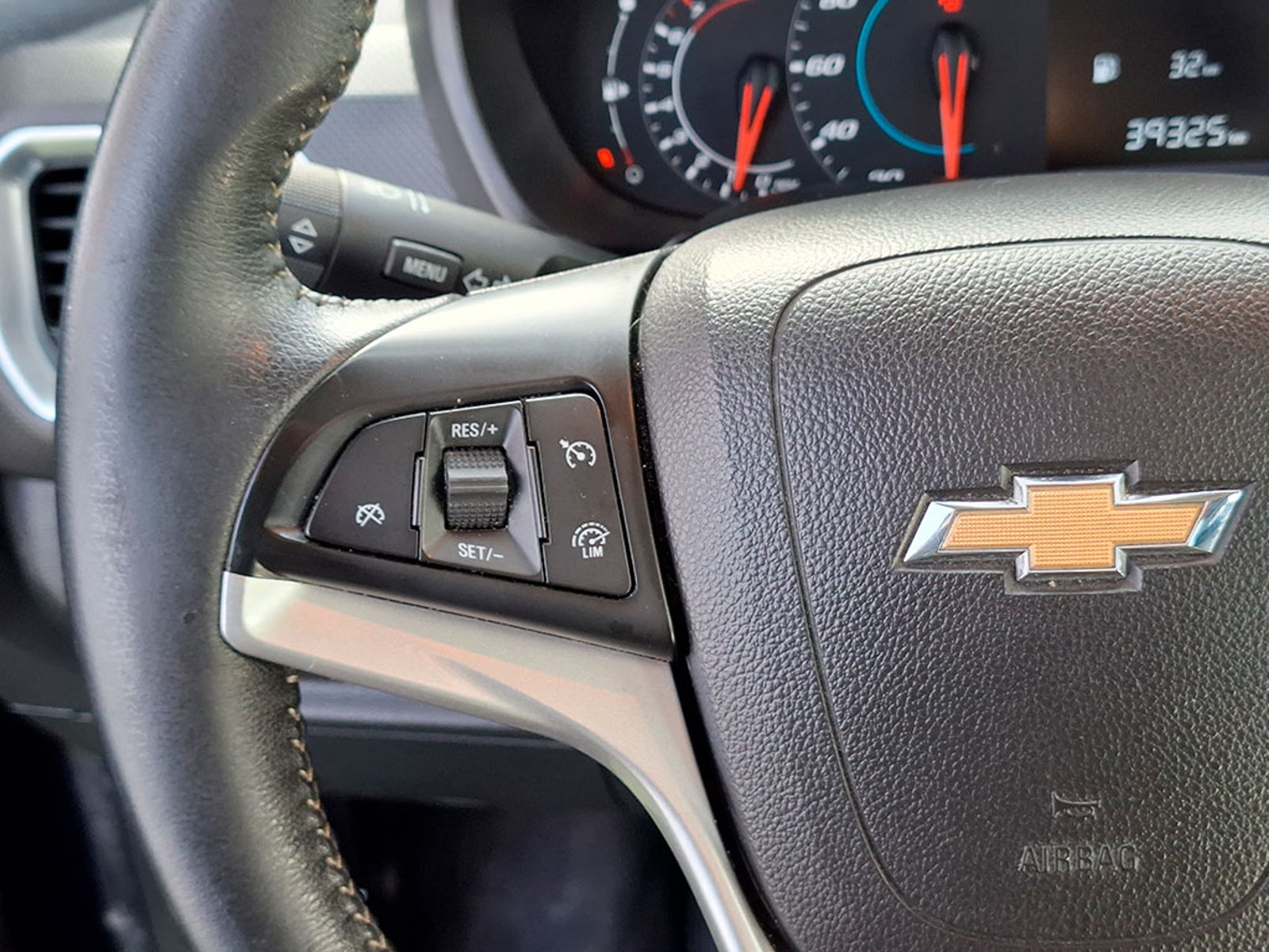 CHEVROLET SPIN LTZ 1.8 2024 - Imagen 16 de 20