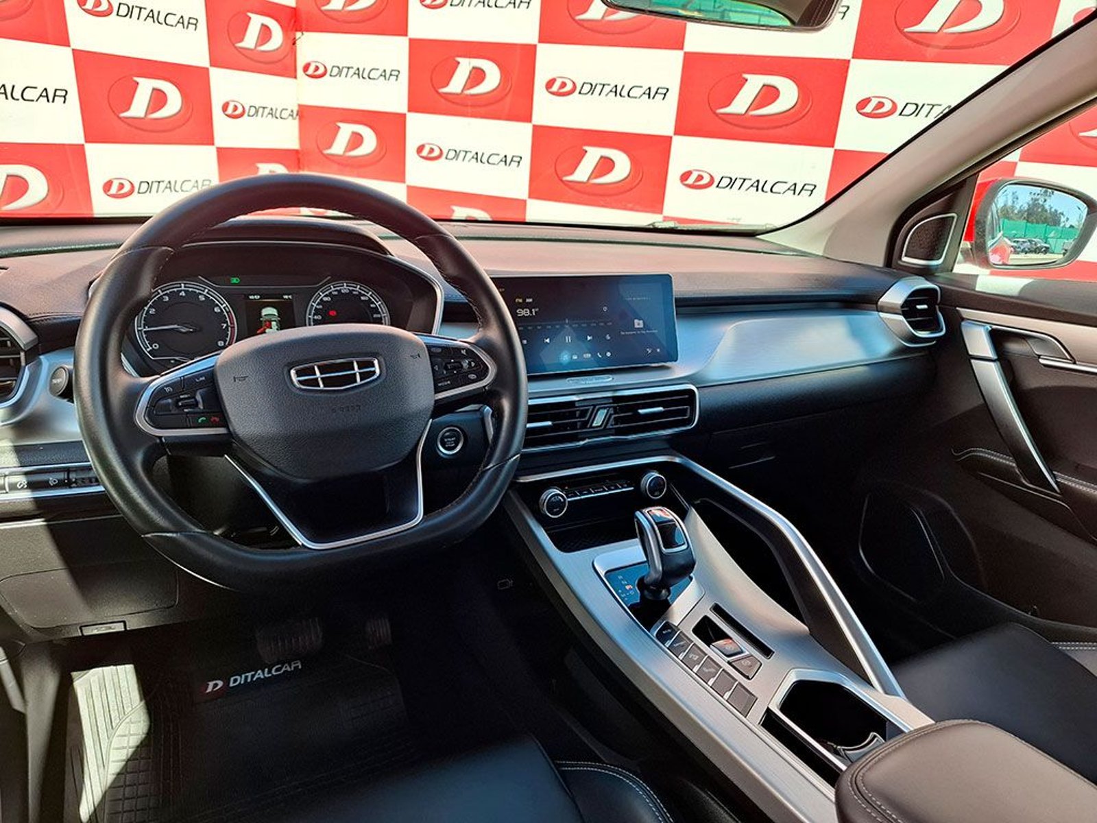 Geely COOLRAY 1.5TD AT GC Exclusive 2023 - Imagen 19 de 20