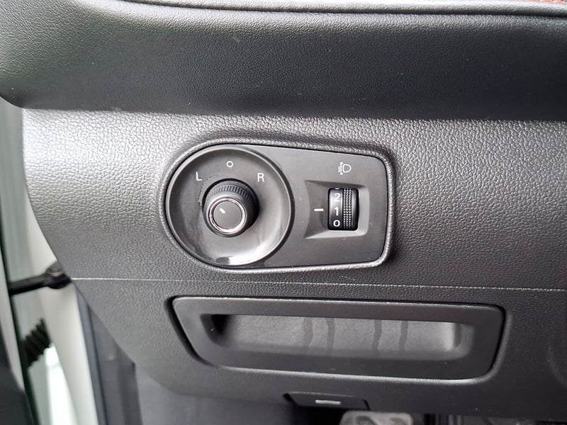 MG MG6 1.5T MT COM 2023 - Imagen 15 de 20