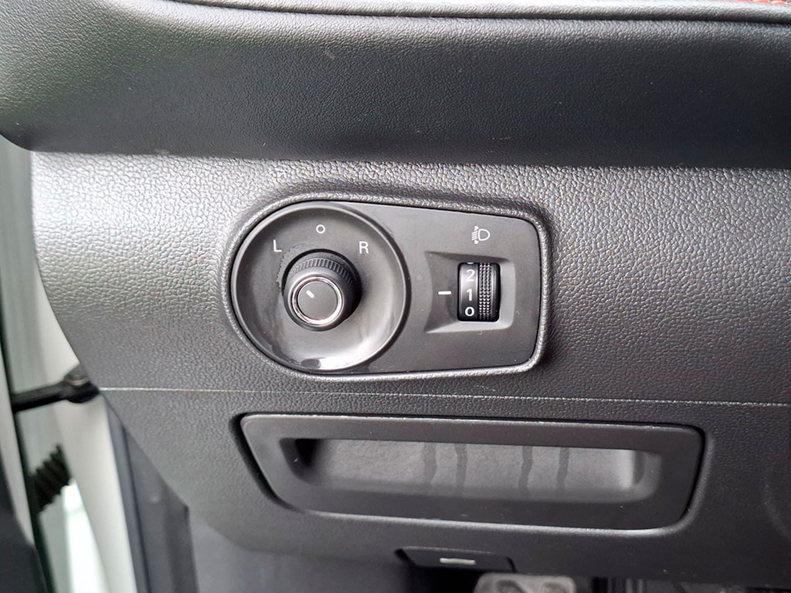 MG MG6 1.5T MT COM 2023 - Imagen 15 de 20