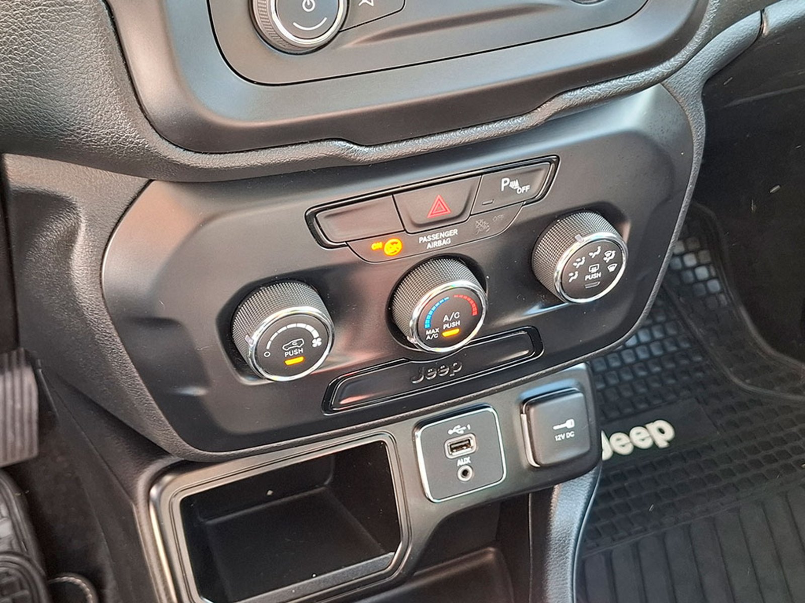Jeep RENEGADE SPORT 4X2 MT 2021 - Imagen 15 de 20