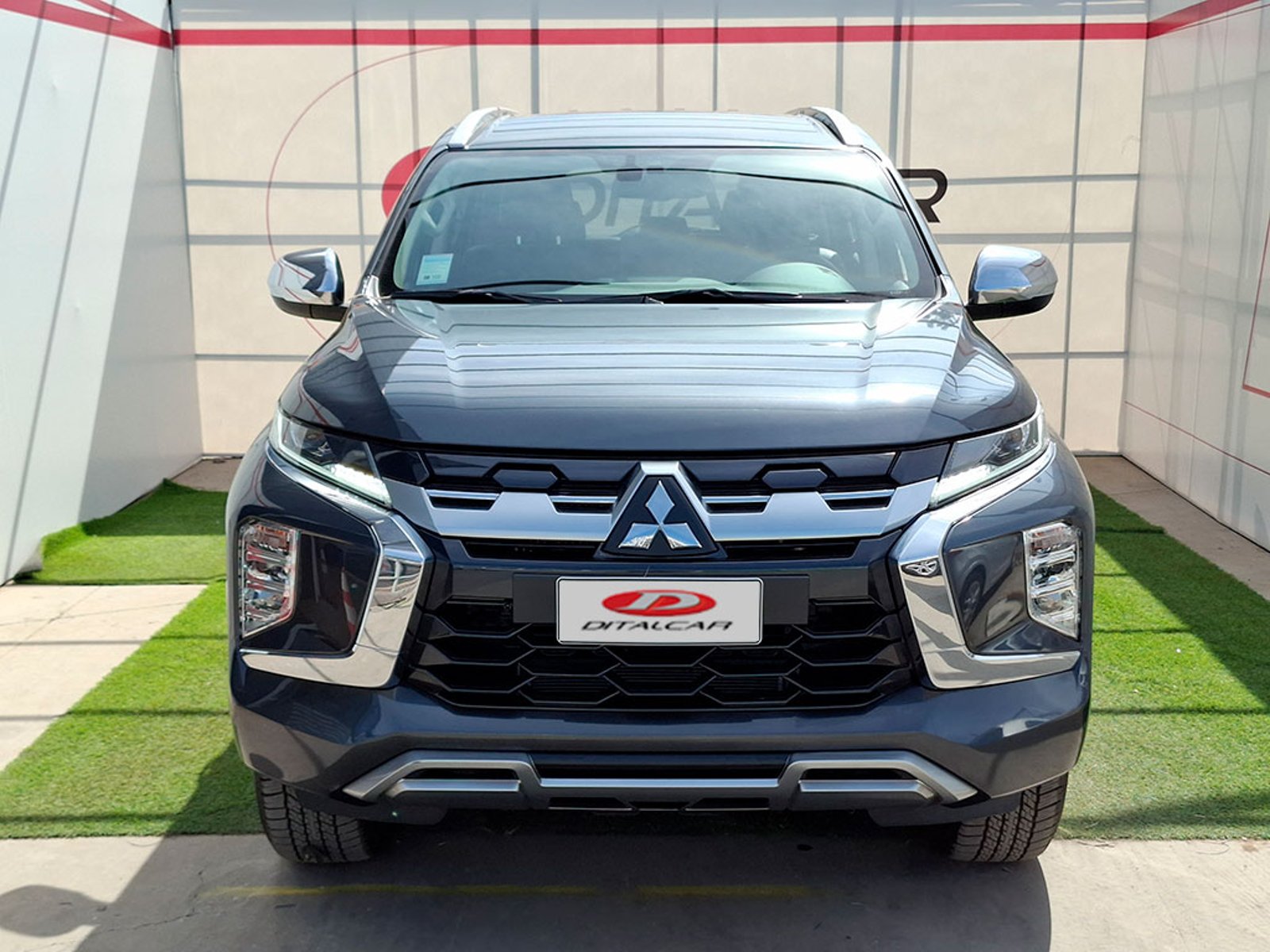 Mitsubishi NEW MONTERO SPORT 3.0 2WD AT 2025 - Foto 2 de 20