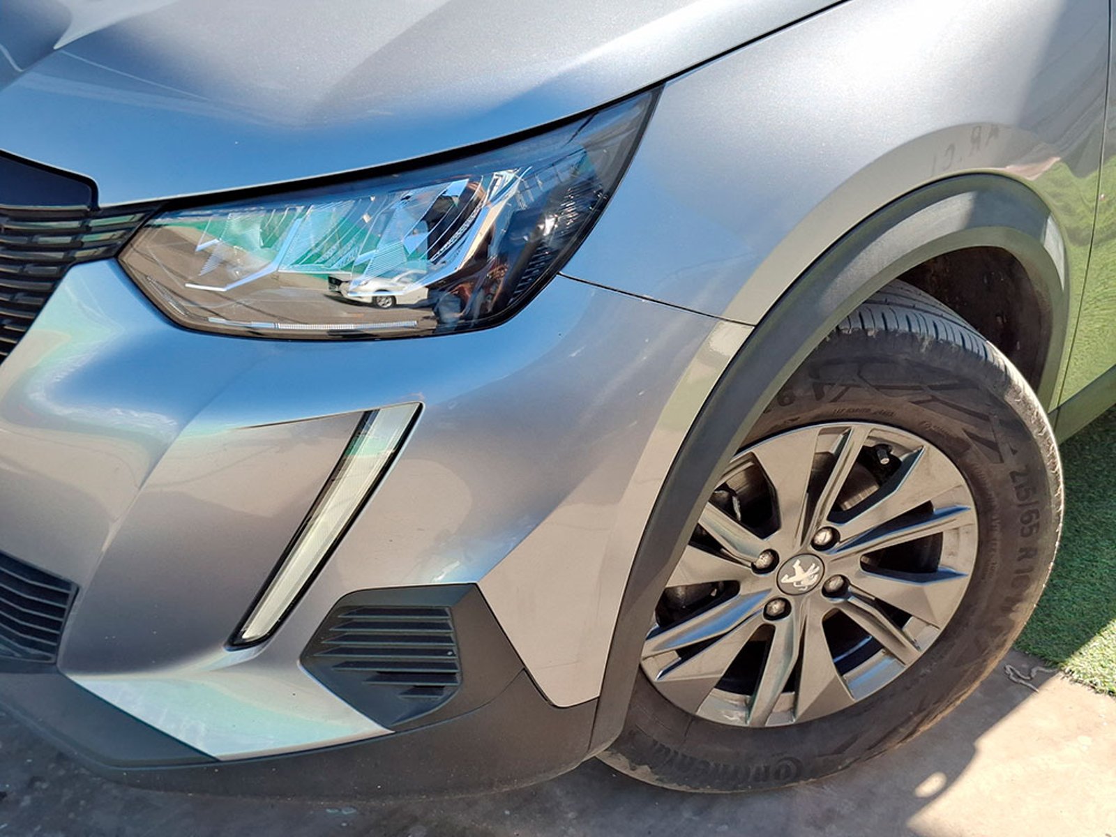 Peugeot 2008 PURETECH 1.2 MT 2019 - Foto 5 de 20