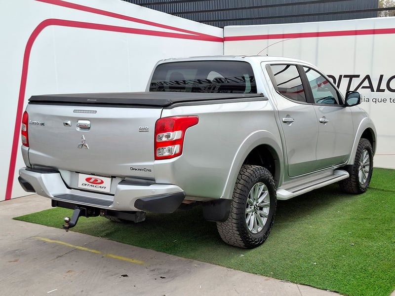 Mitsubishi L200 DAKAR MT 2018 - Imagen 6 de 20