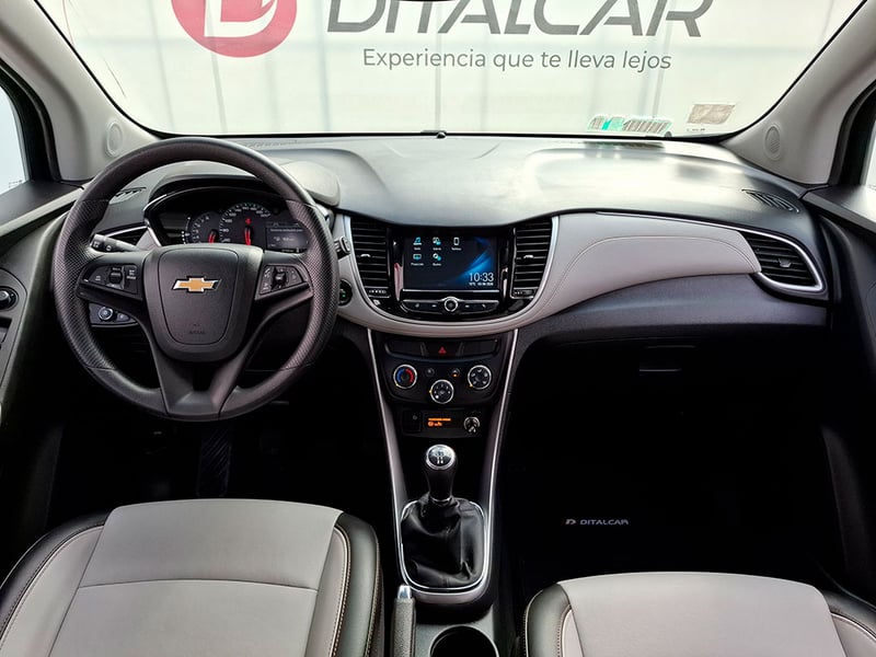 Chevrolet TRACKER LT 1.8 2017 - Imagen 9 de 20