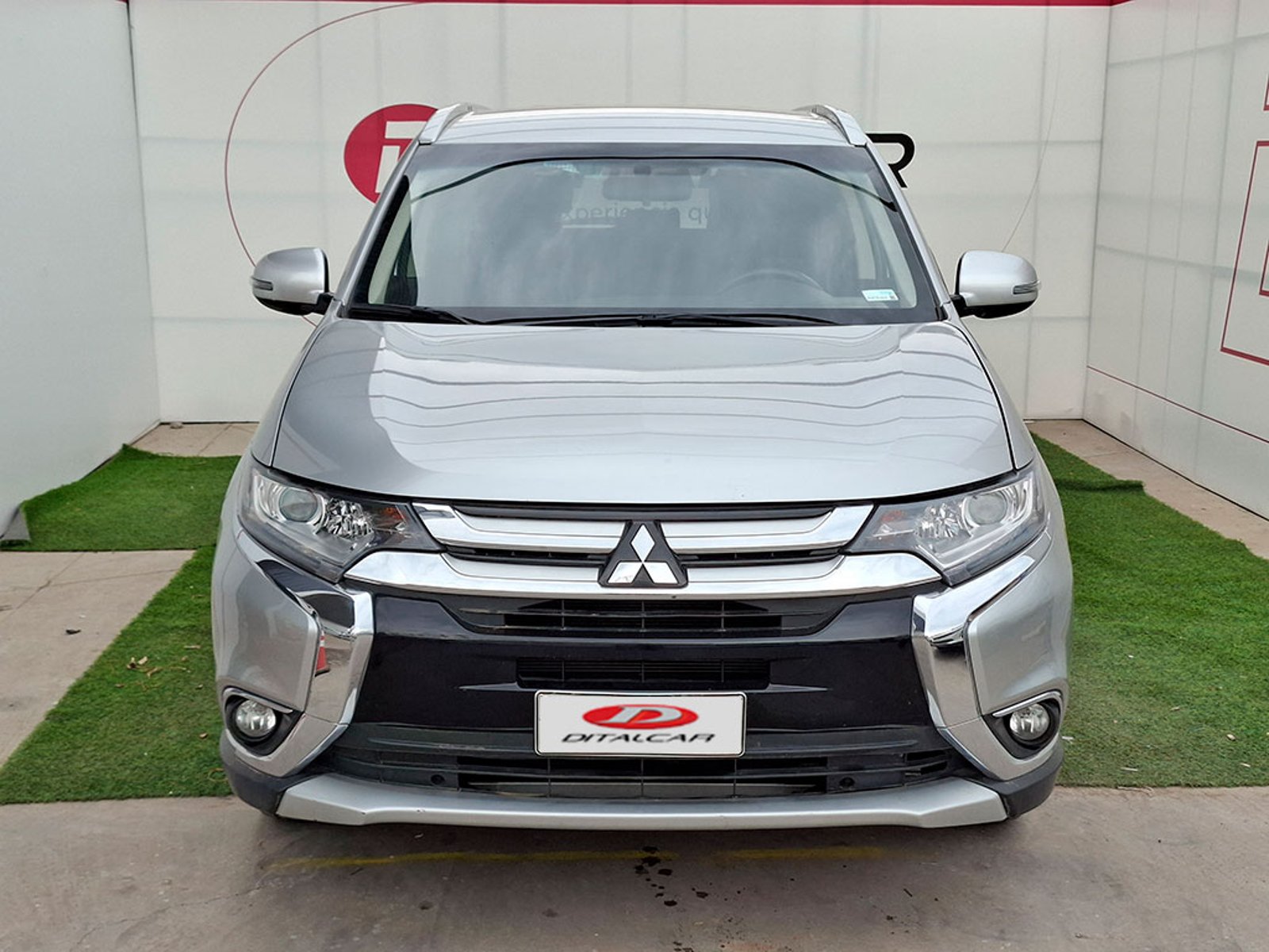 Mitsubishi OUTLANDER 2.0 2018 - Foto 2 de 20