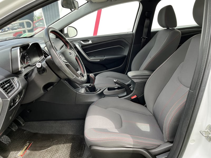 Chery ARRIZO 5 1.5 2023 - Imagen 15 de 20
