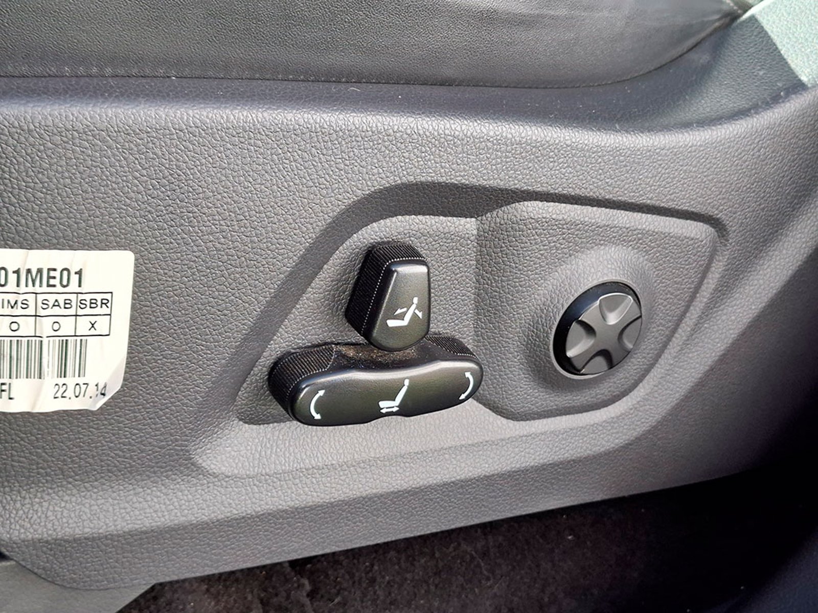 SsangYong NEW REXTON 4X4 AT LIMITED PLUS 2023 - Imagen 16 de 20