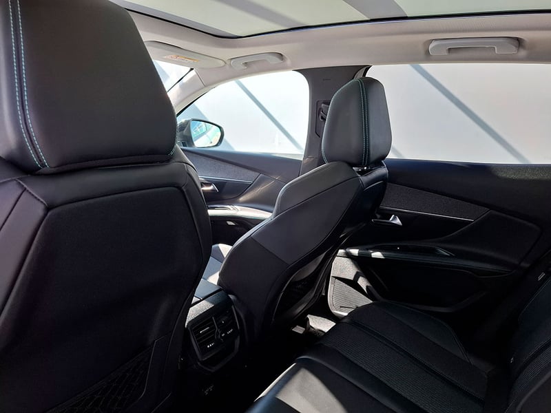 Peugeot 3008 BLUE HDI 130 1.5 2021 - Imagen 19 de 20
