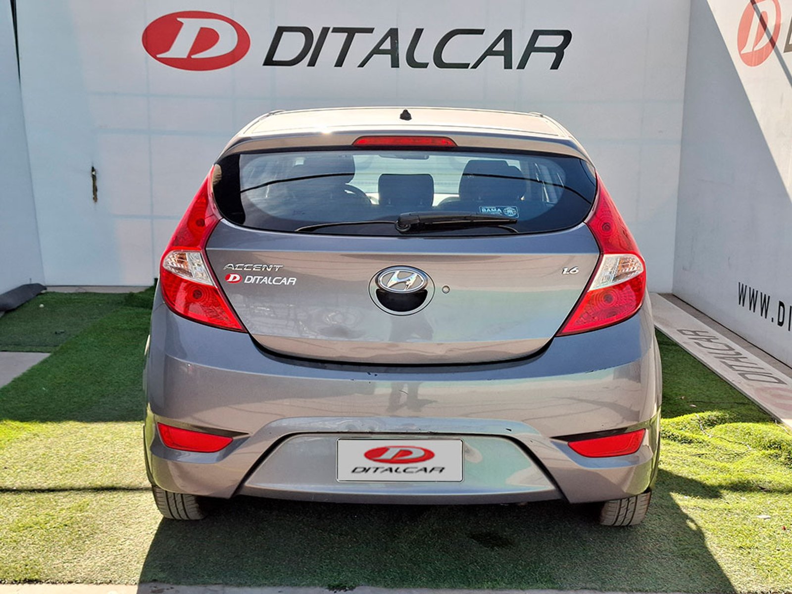 HYUNDAI ACCENT RB HB GLS 1.6 2015 - Foto 5 de 20