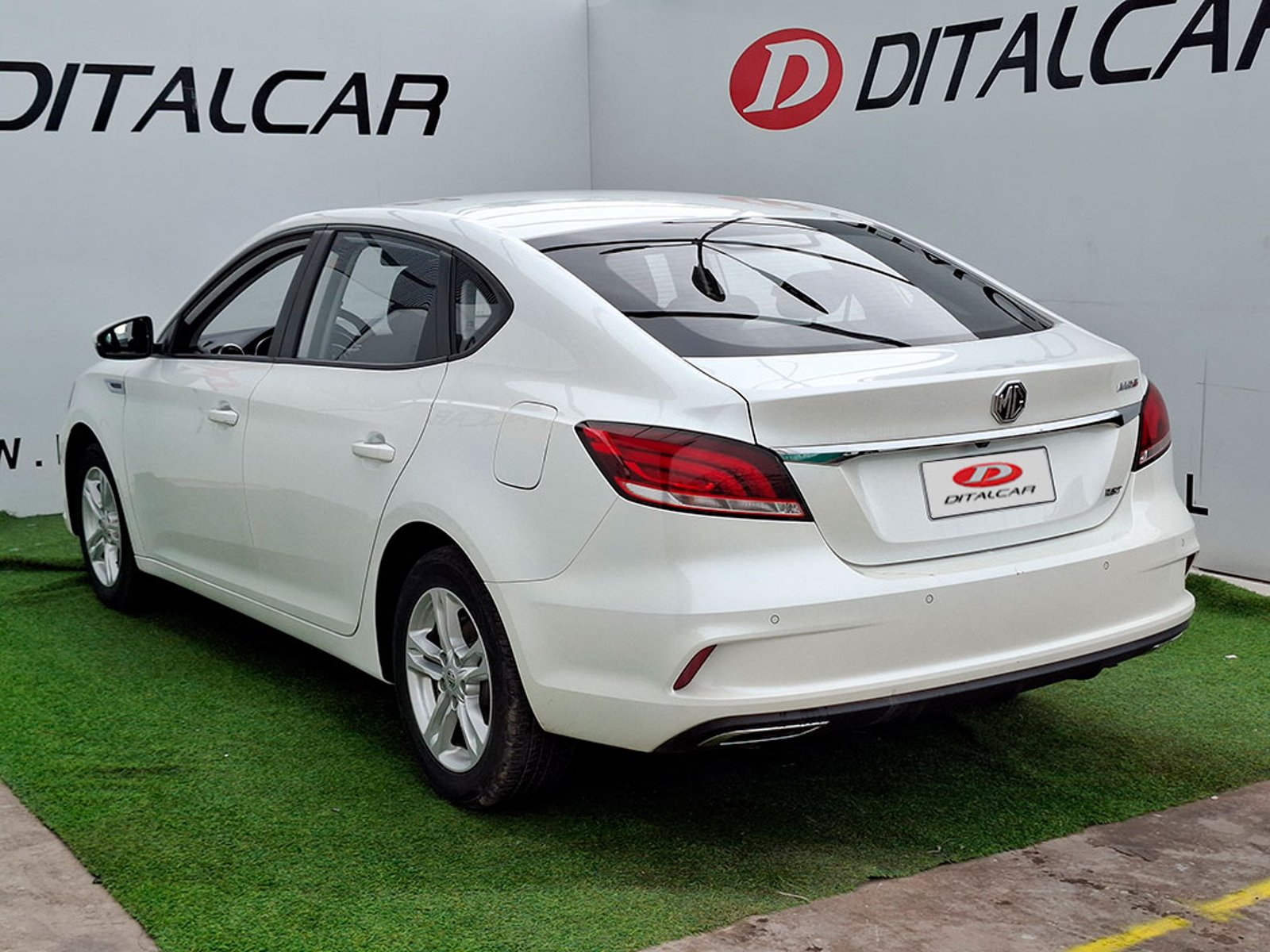 MG MG6 1.5T MT COM 2023 - Imagen 6 de 20