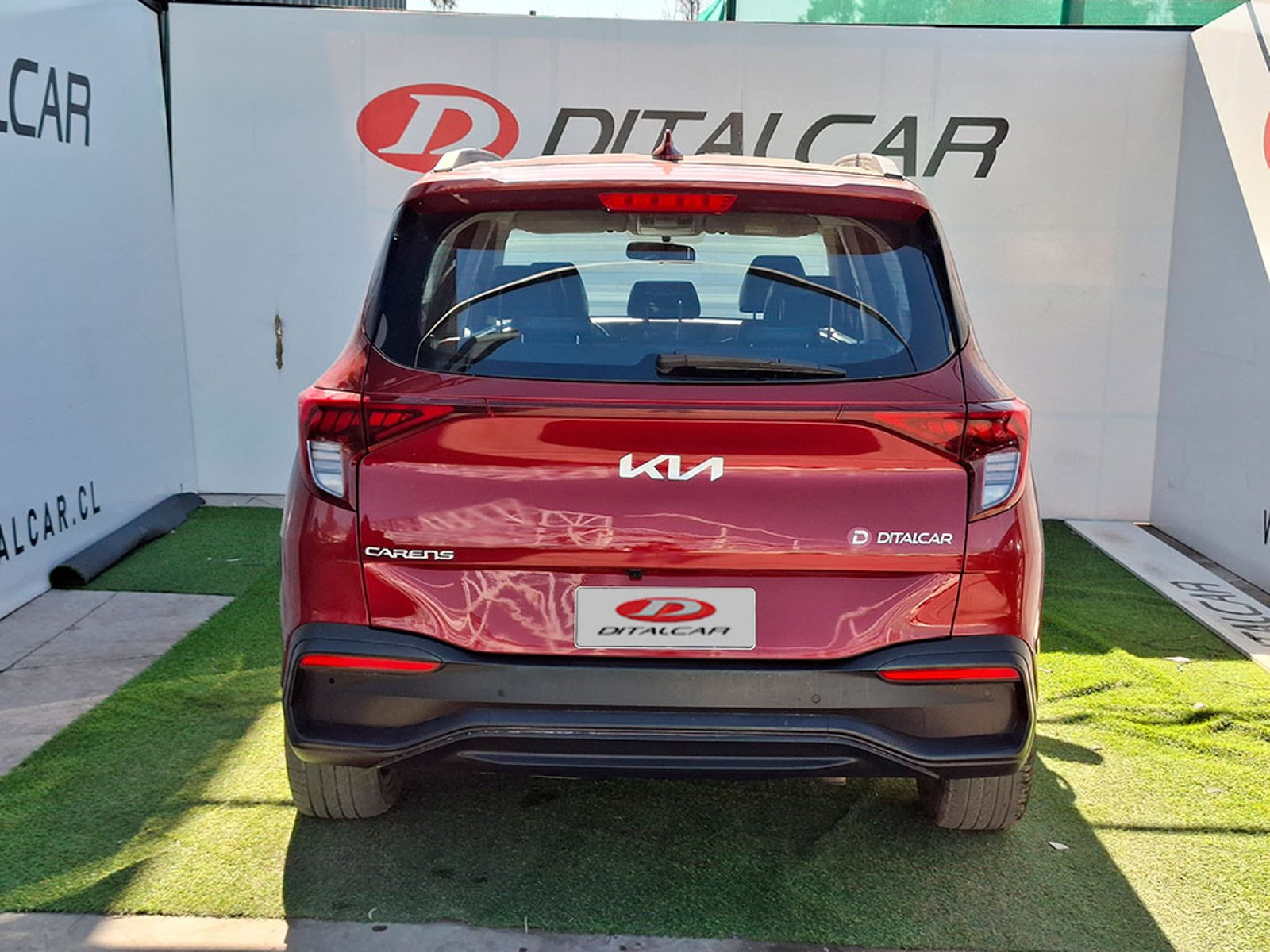 Kia CARENS LX 1.5 2023 - Imagen 4 de 20