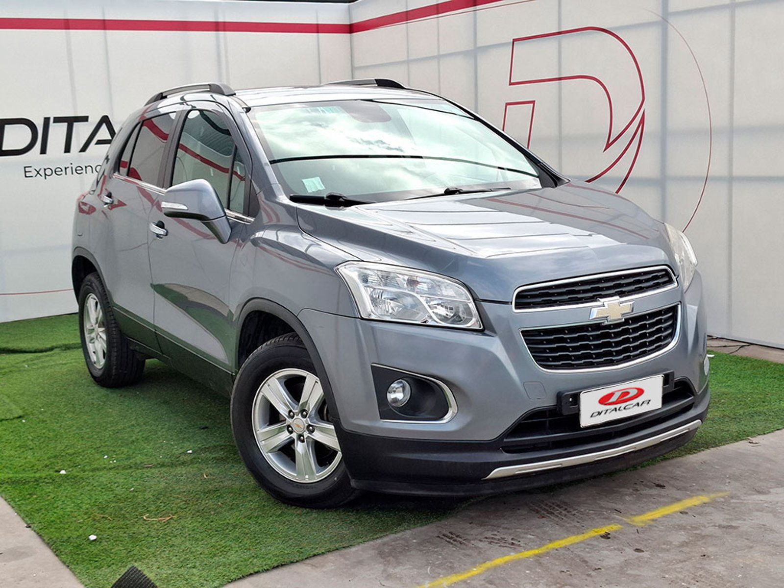 CHEVRLOLET TRACKER LT 1.8 2015 - Foto 3 de 20