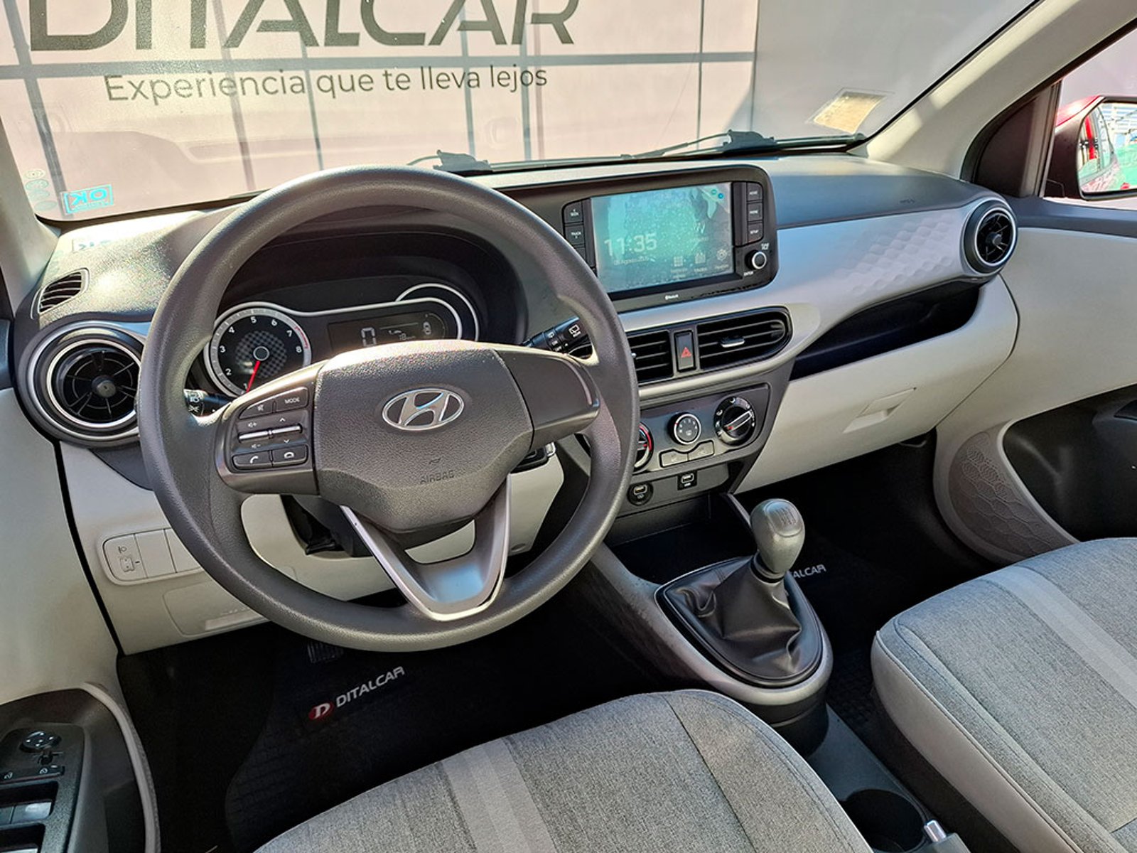 Hyundai GRAND I10 HB 1.2 2021 - Imagen 15 de 20
