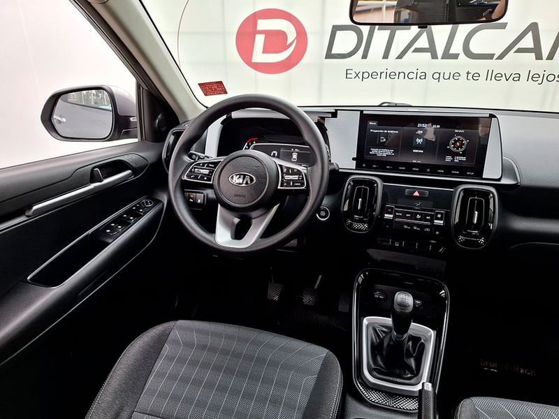 Kia SONET 1.5 MT 2022 - Imagen 8 de 20