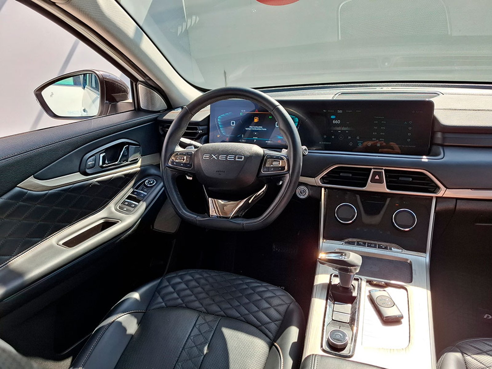 Exeed TXL 2.0T DCT UNLIMITED AWD 2023 - Imagen 8 de 20