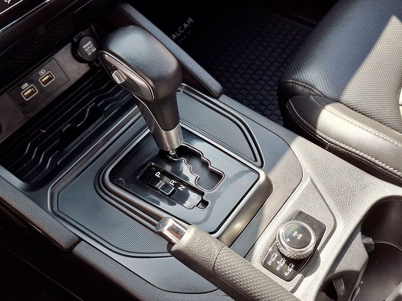 SsangYong NEW MUSSO GRAND GLX 2.2 4X4 AT (QL722) 2023 - Imagen 17 de 20