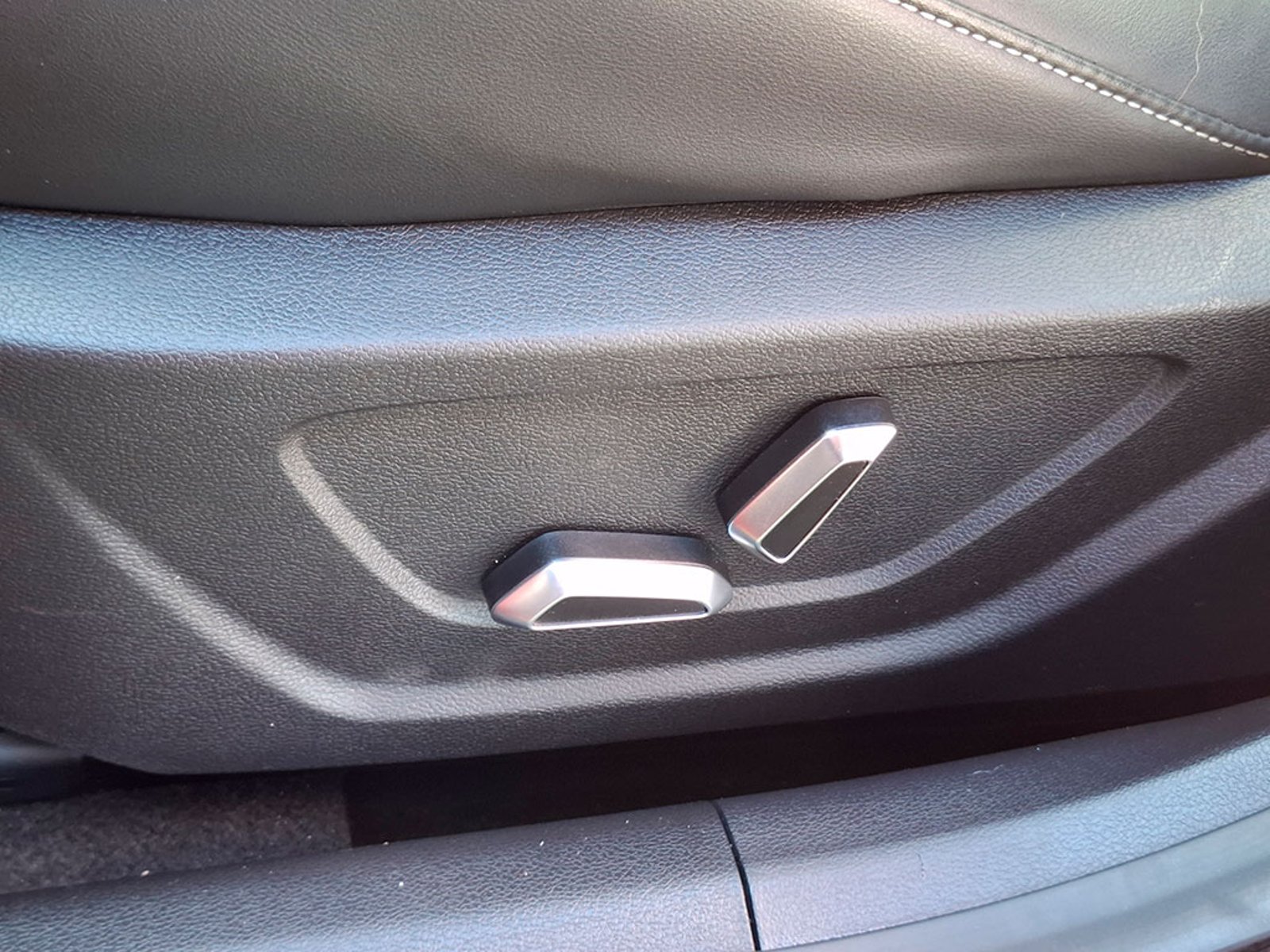 GEELY COOLRAY 1.5 AUT 2022 - Imagen 10 de 20