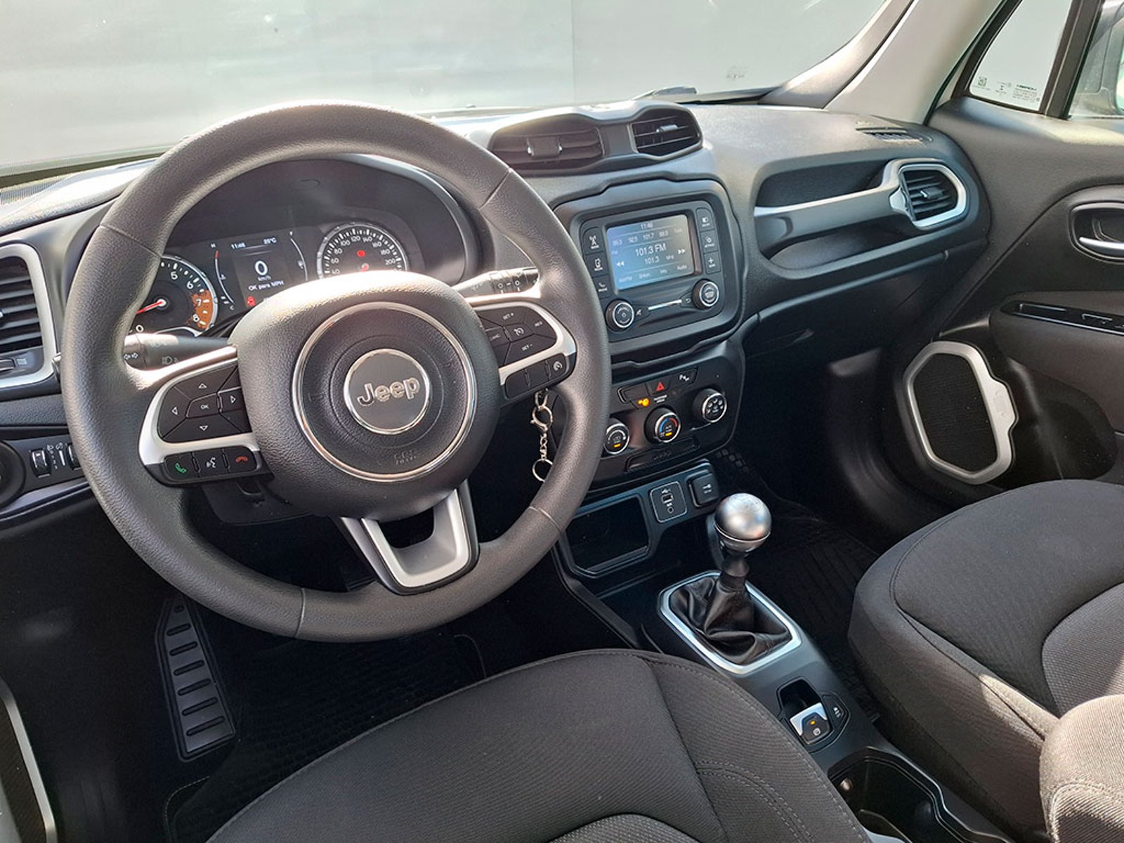 Jeep RENEGADE SPORT 4X2 MT 2021 - Imagen 10 de 20