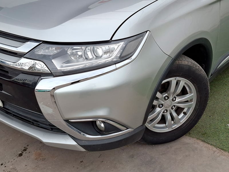 Mitsubishi OUTLANDER 2.0 2018 - Imagen 7 de 20
