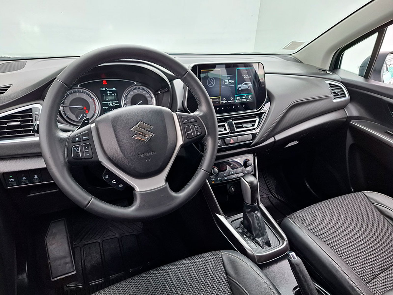 Suzuki S CROSS GLX 1.4 AUT 2023 - Imagen 18 de 20