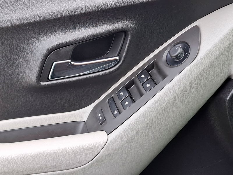 CHEVRLOLET TRACKER LT 1.8 2015 - Imagen 19 de 20