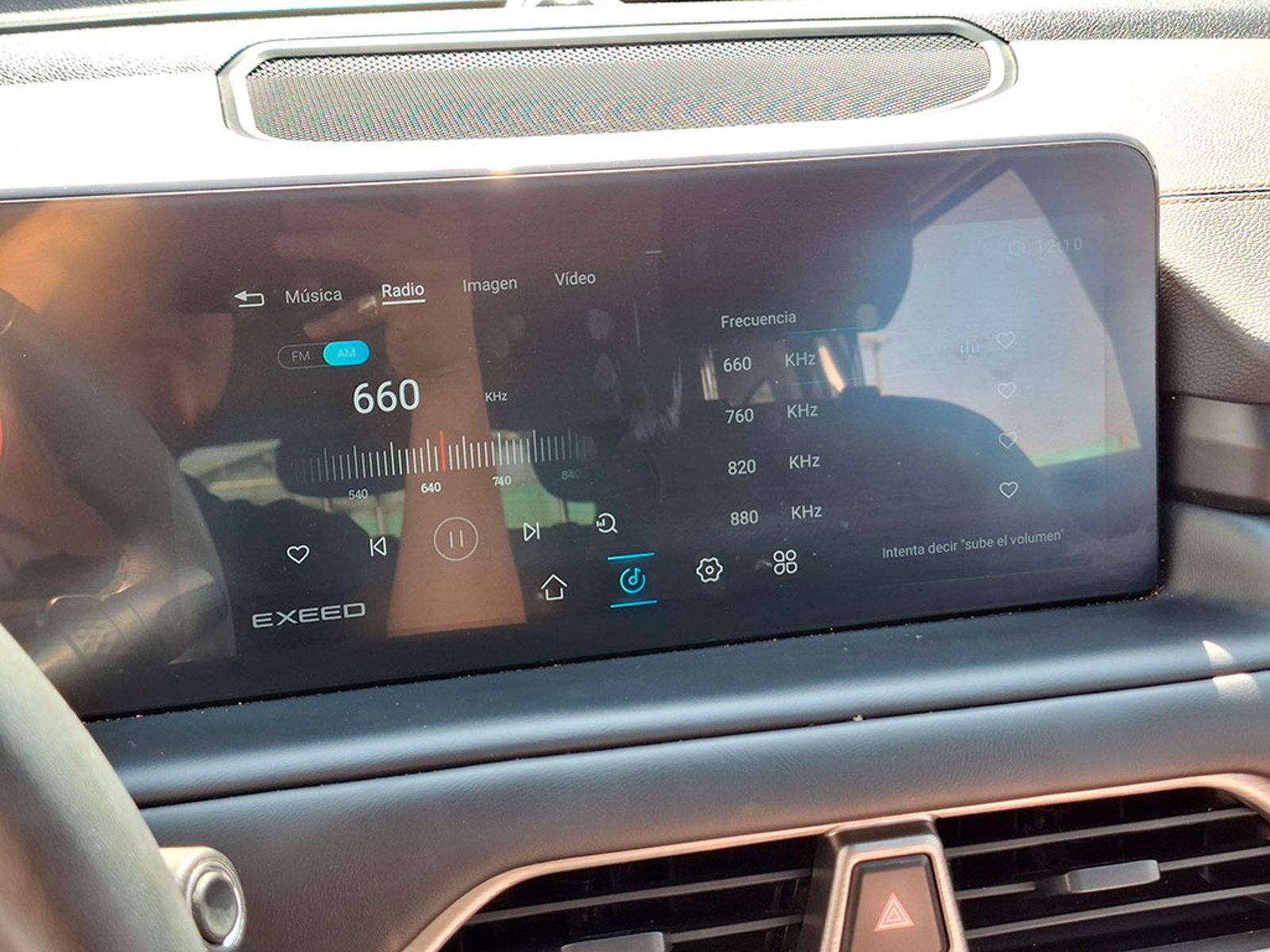 Exeed TXL 2.0T DCT UNLIMITED AWD 2023 - Imagen 14 de 20