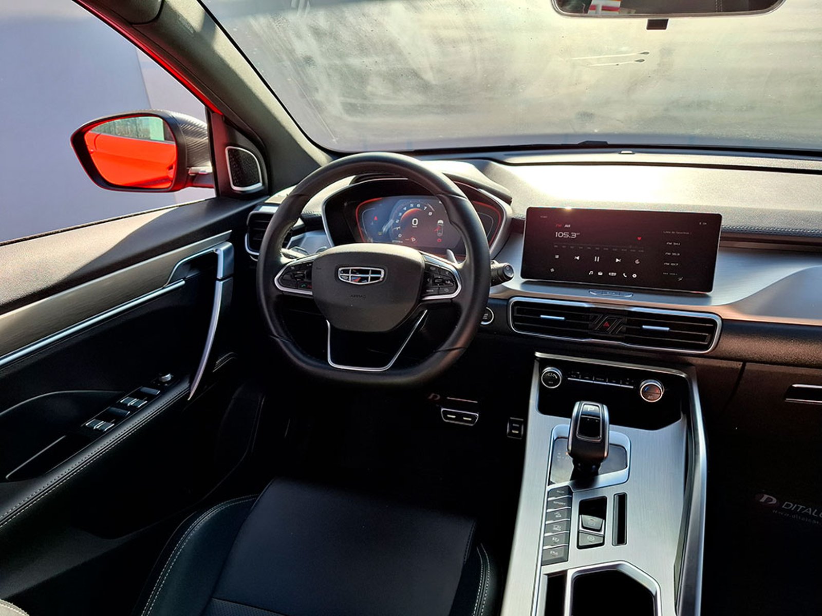 GEELY COOLRAY 1.5 AUT 2022 - Imagen 19 de 20