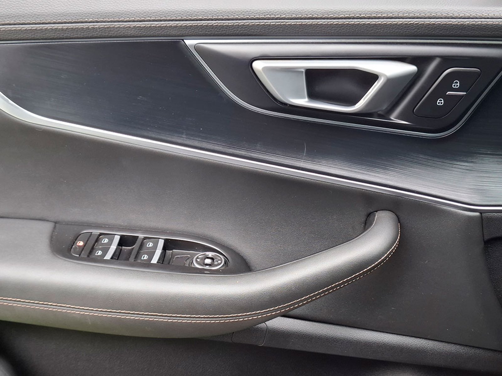 Chery TIGGO 8 GL MT 2019 - Imagen 12 de 20