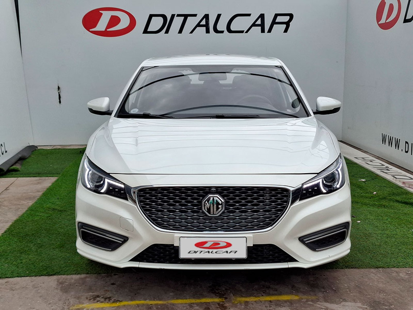 MG MG6 1.5T MT COM 2023 - Foto 4 de 20