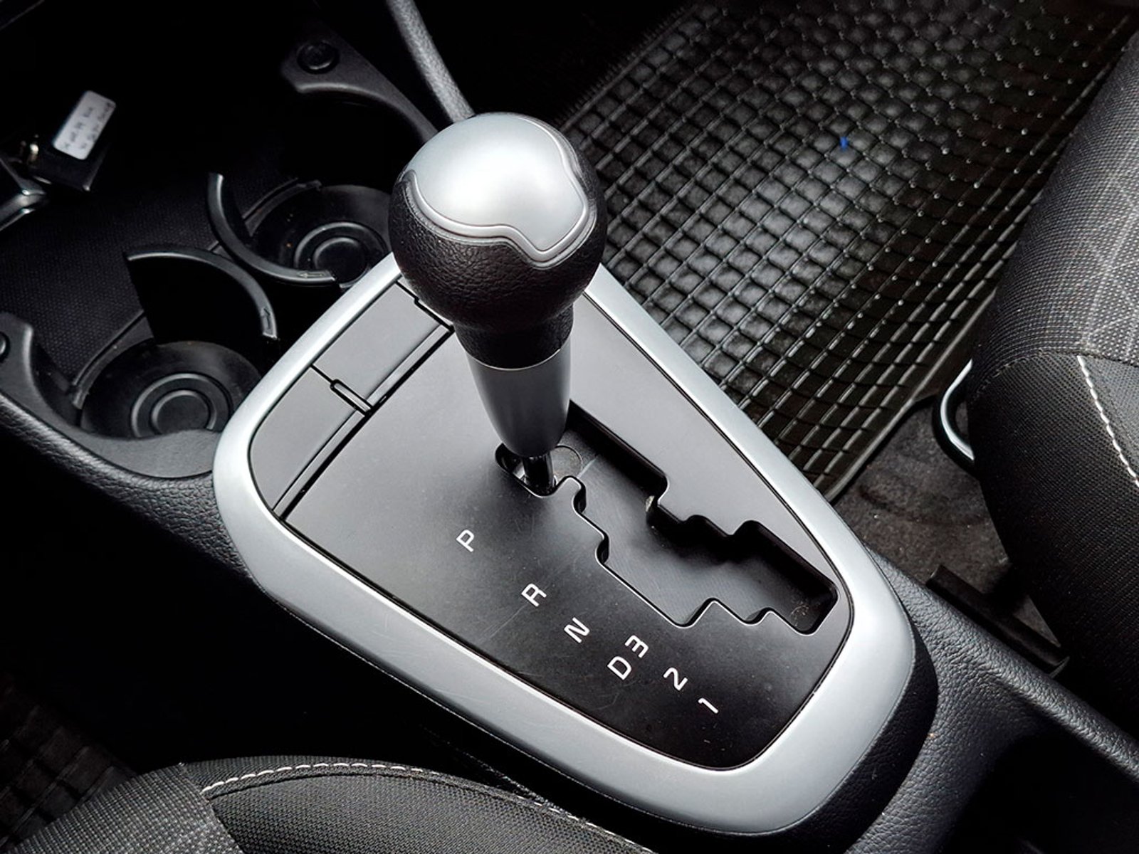 Kia MORNING 2023 - Imagen 16 de 20