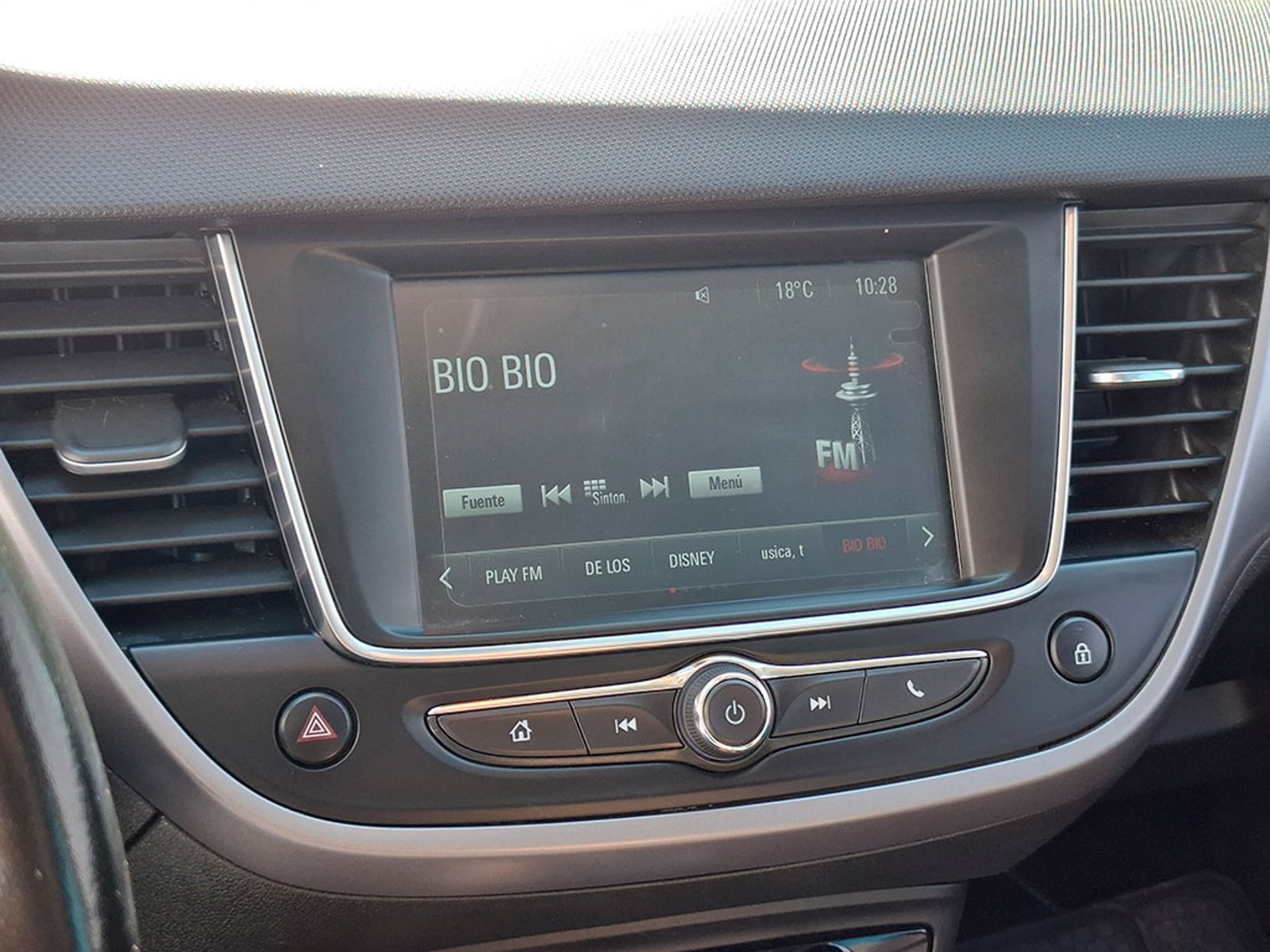 Opel CROSSLAND 1.2 AT 2023 - Imagen 14 de 20