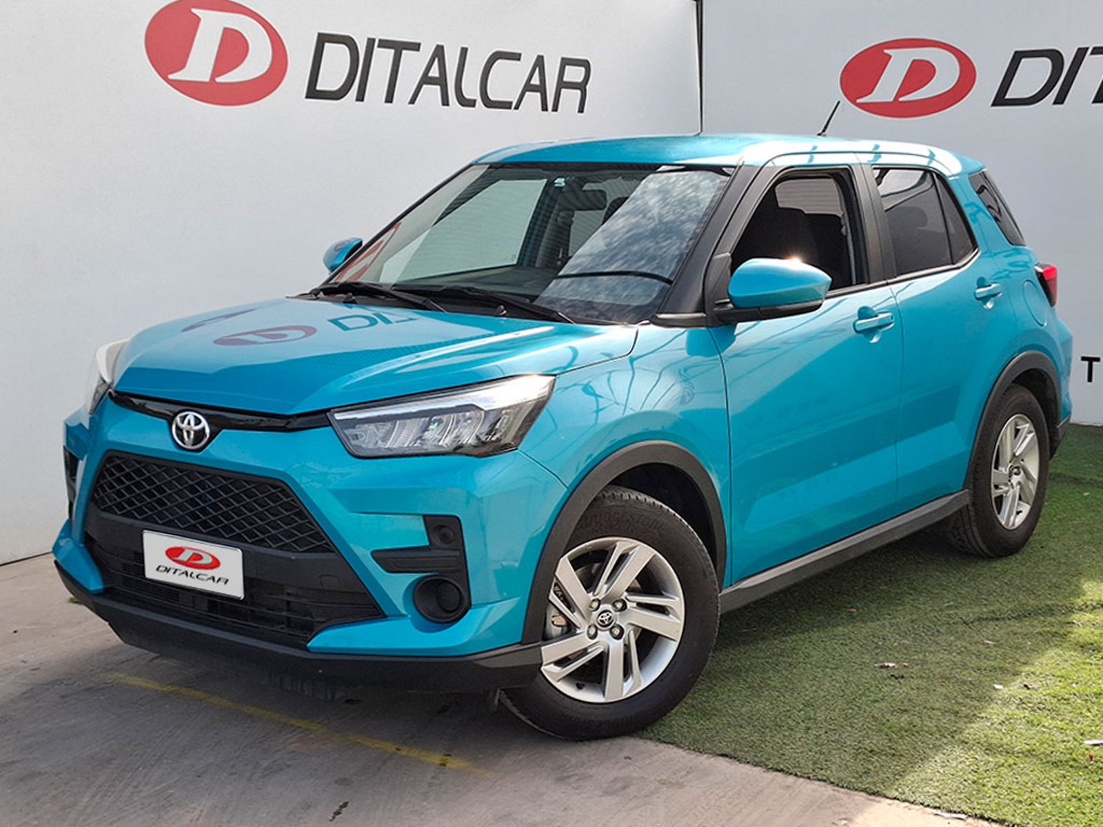 TOYOTA RAIZE 4X2 1.2 2024 - Imagen 16 de 20