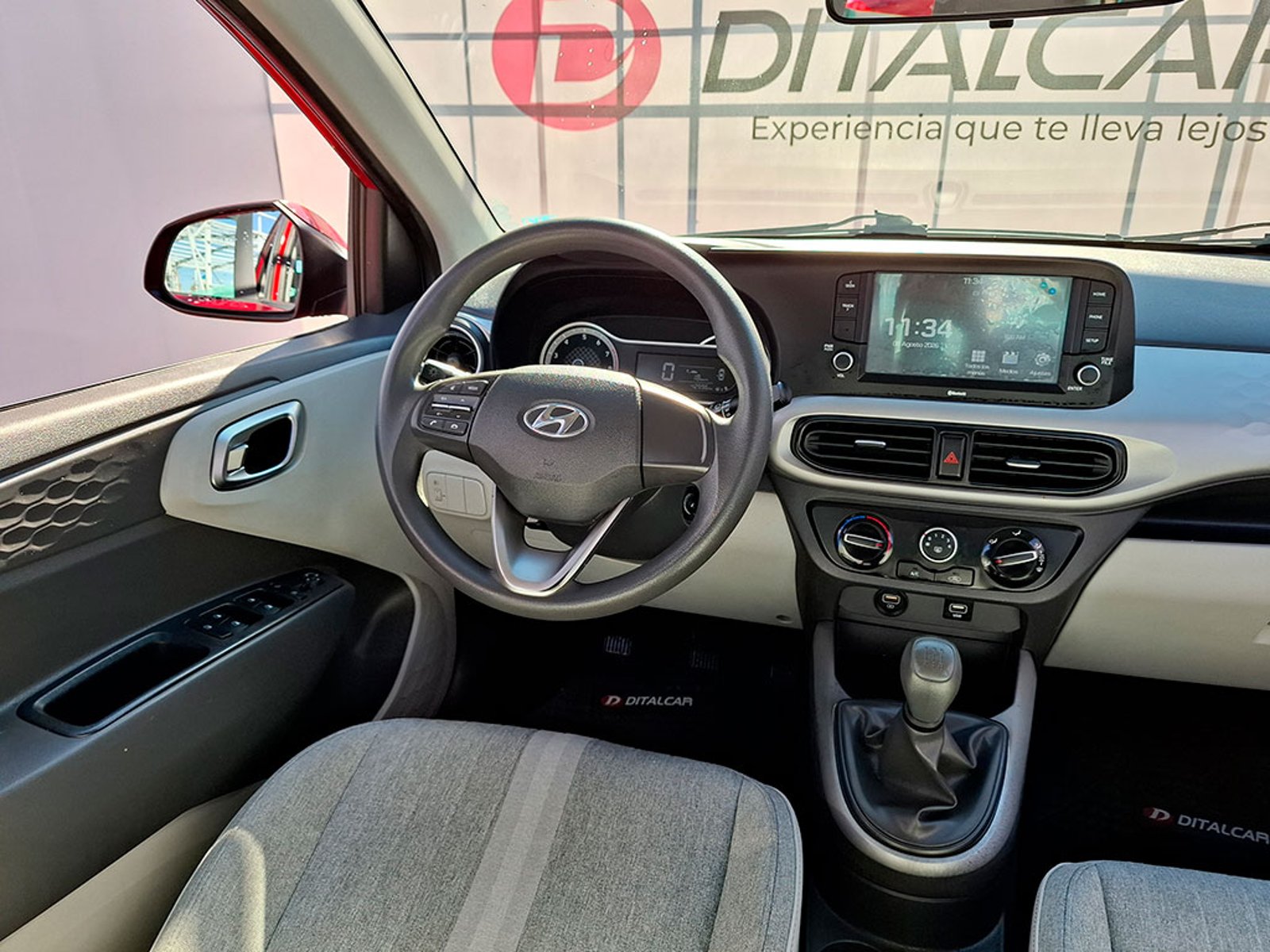 Hyundai GRAND I10 HB 1.2 2021 - Imagen 14 de 20