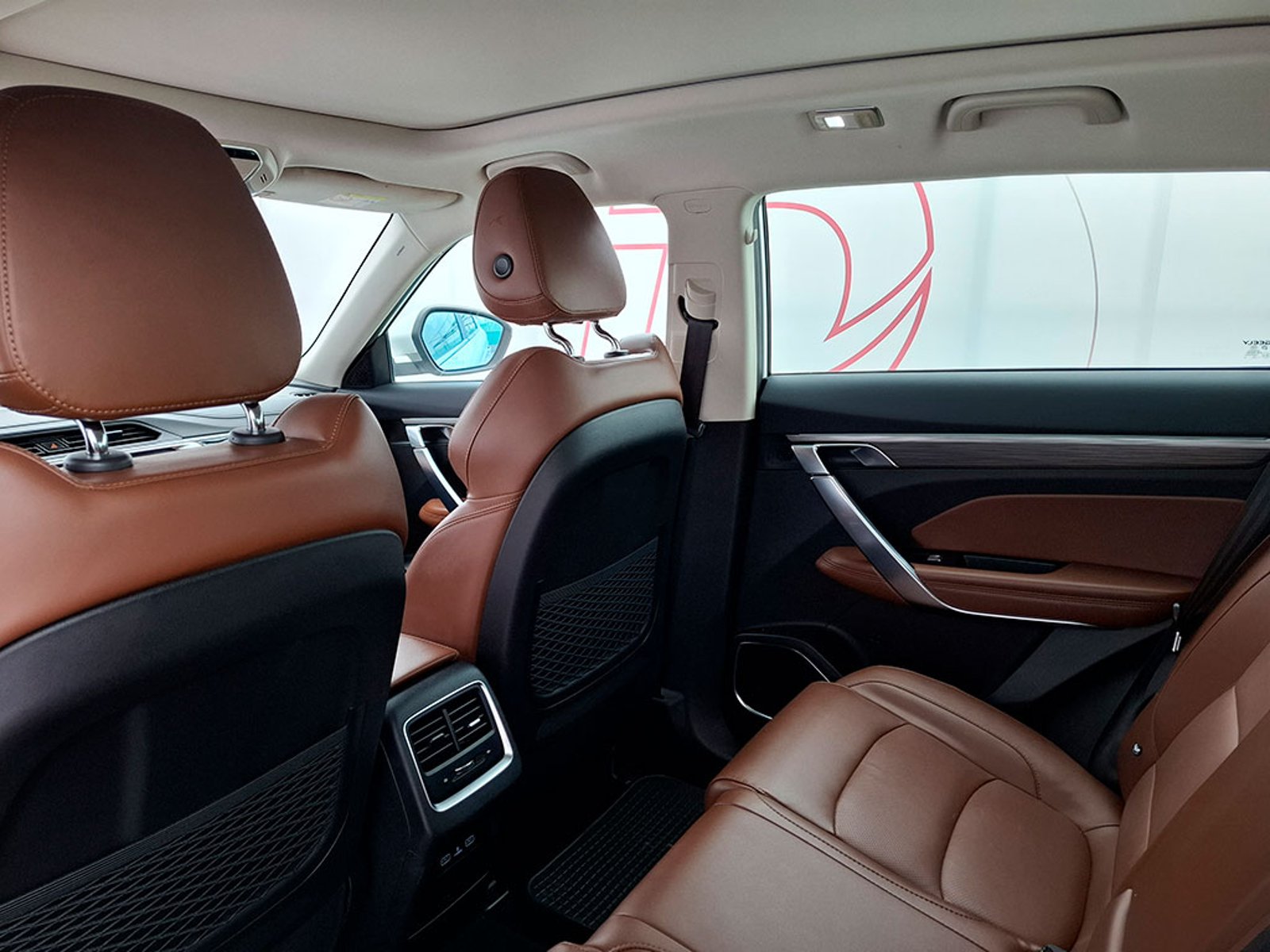 Geely AZKARRA 1.5TD 7DCT GF 4WD Luxury 2024 - Imagen 16 de 20
