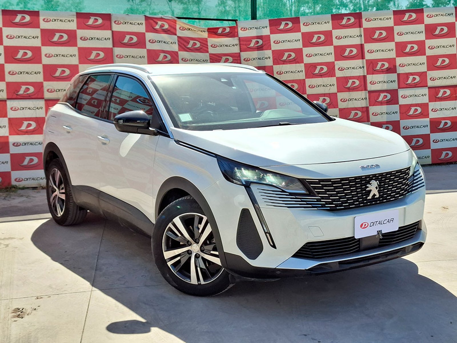 Peugeot 3008 PURETECH 1.2L 2024 - Foto 3 de 20