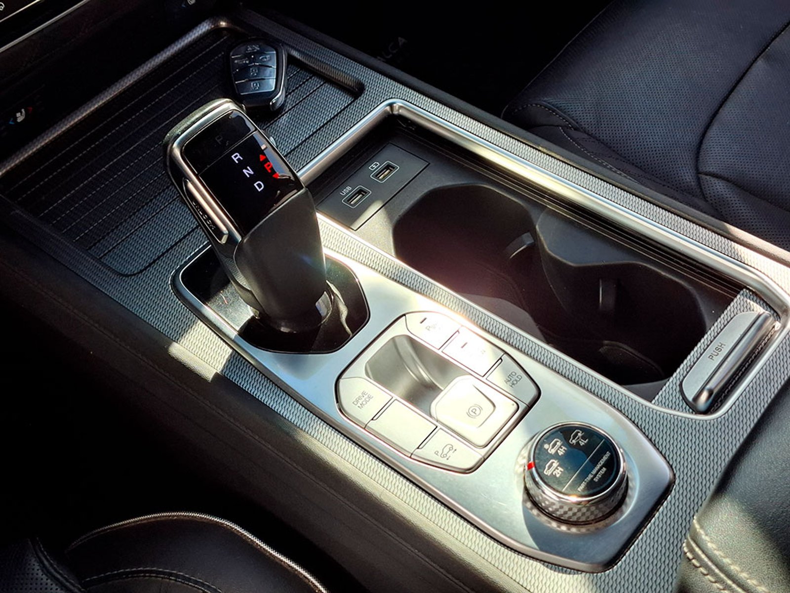 SsangYong NEW REXTON 4X4 AT LIMITED PLUS 2023 - Imagen 12 de 20